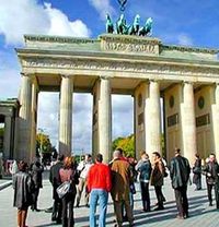 The New Berlin Walking Tour