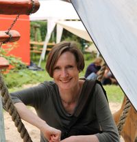 Anke Oxenfarth: "The elephant in the room is the paper"