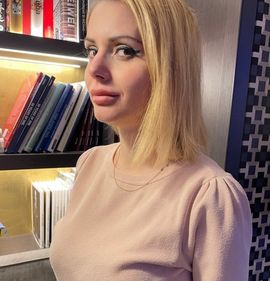 Clarissa Chetta (Künstlername "Larissa Jung")