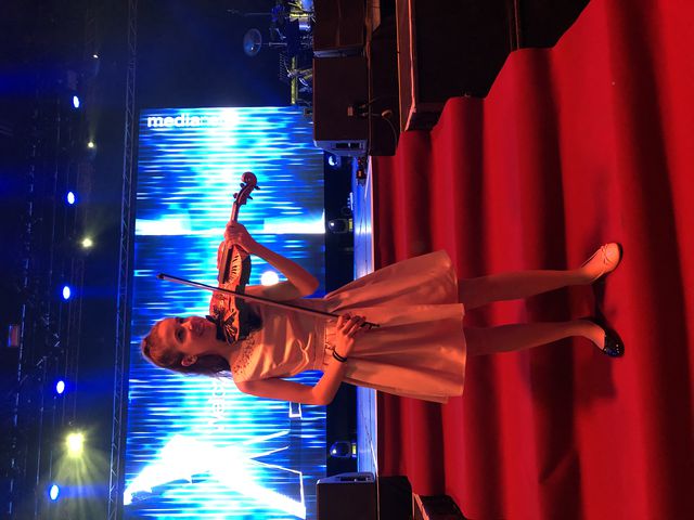 Violin Loop girl!