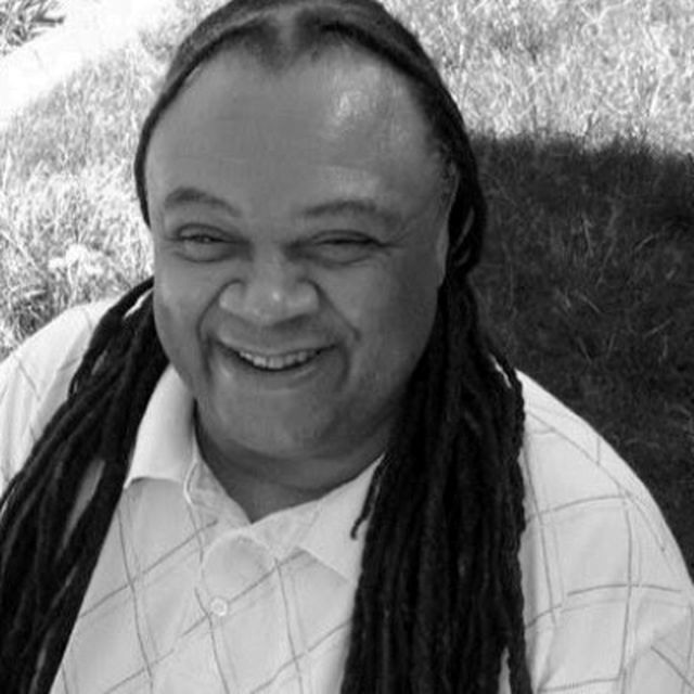 Wil Harris online guitar, bass guitar, and drum teacher.